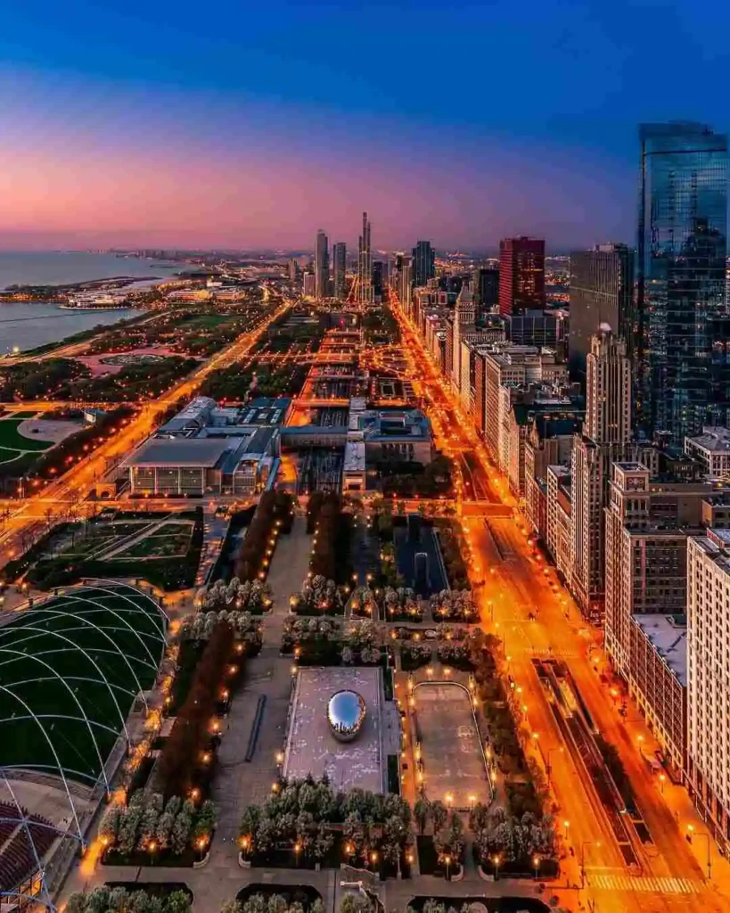 15 HONEST Pros & Cons of Living in Chicago